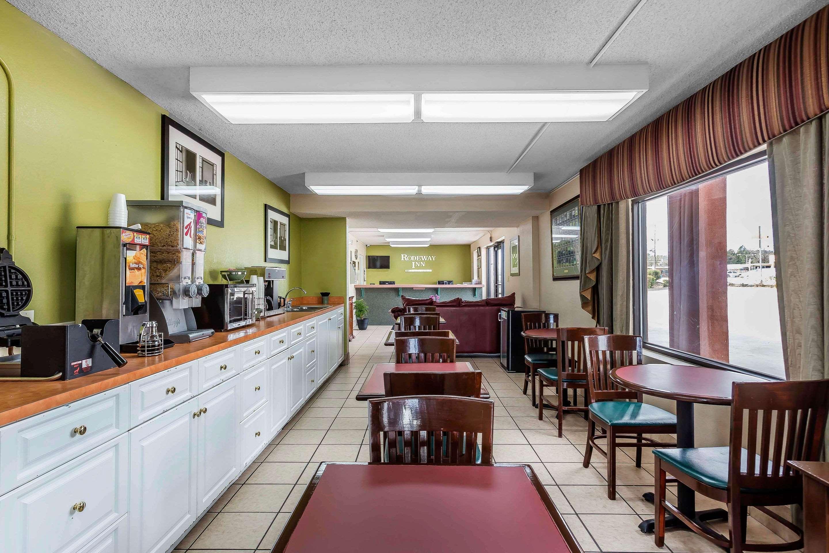 Rodeway Inn Огъста Екстериор снимка