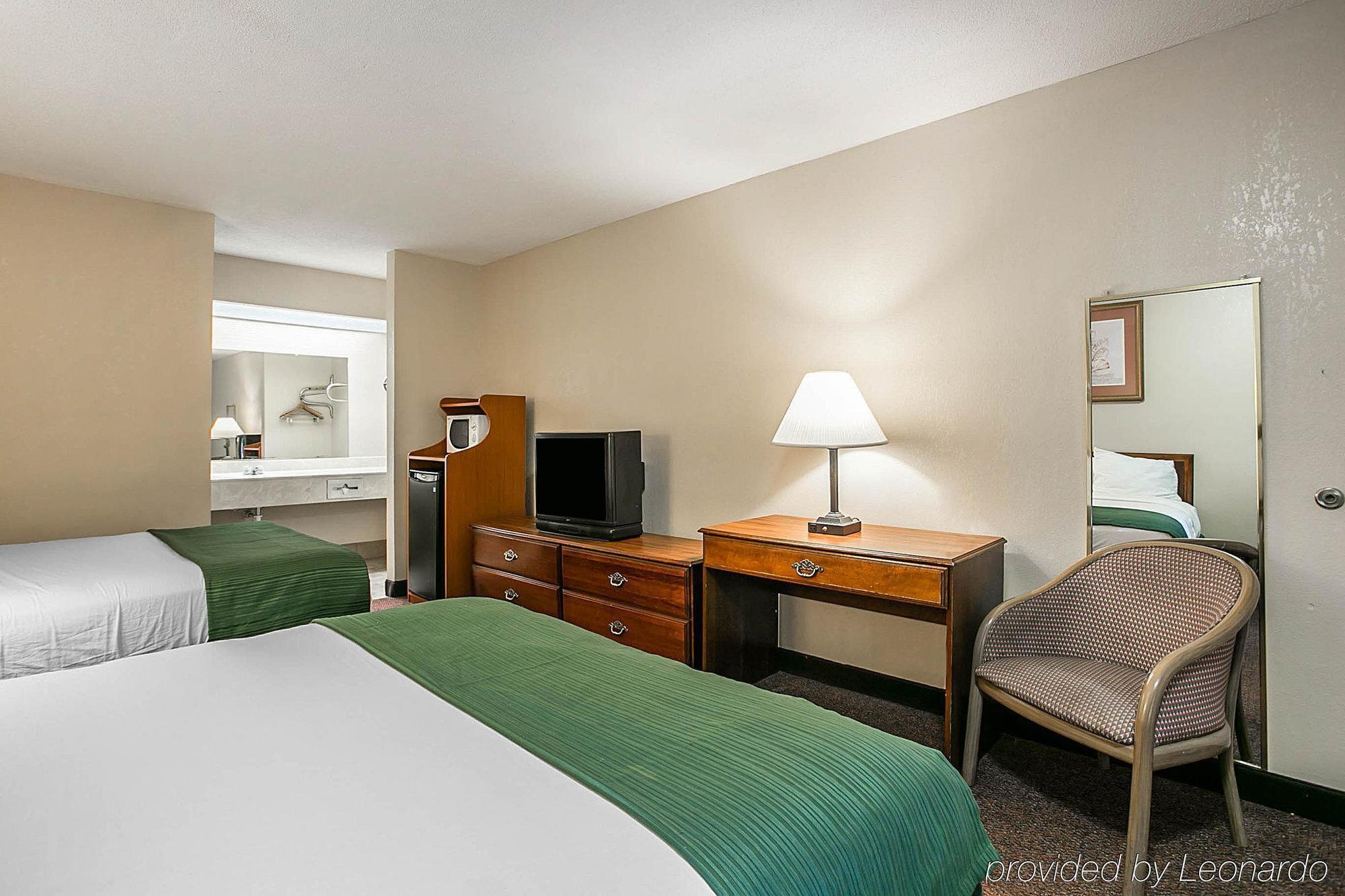 Rodeway Inn Огъста Екстериор снимка
